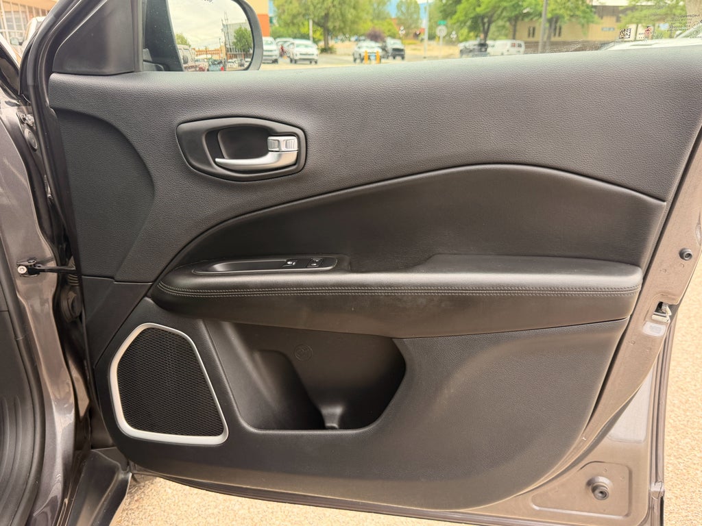 2021 Jeep Compass Altitude