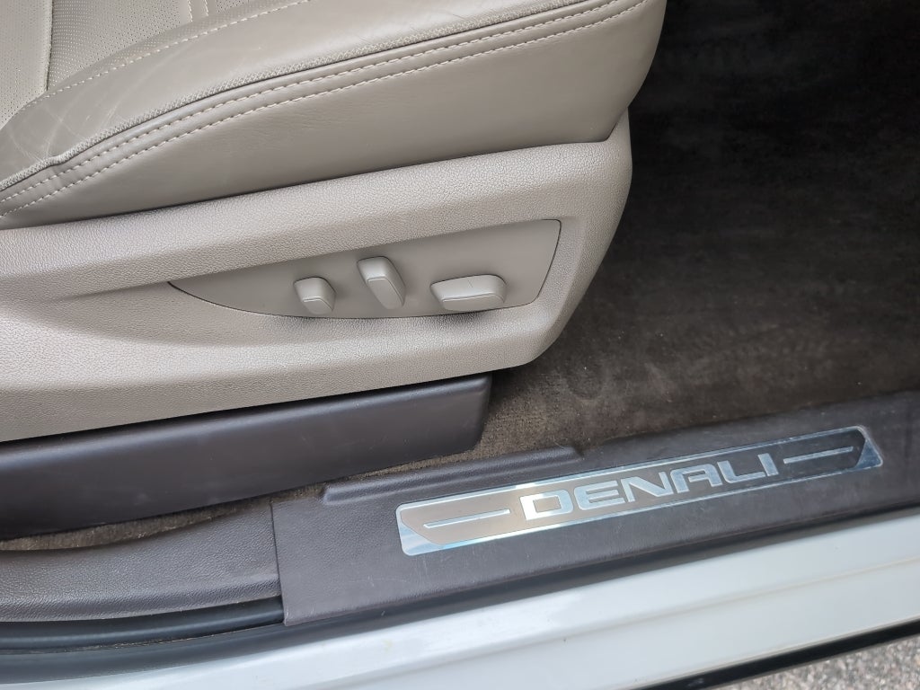 2015 GMC Sierra Denali