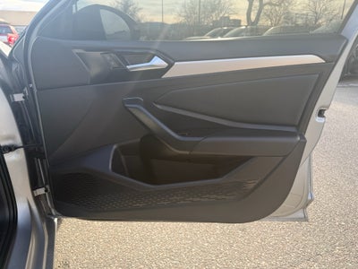 2020 Volkswagen Jetta R-Line