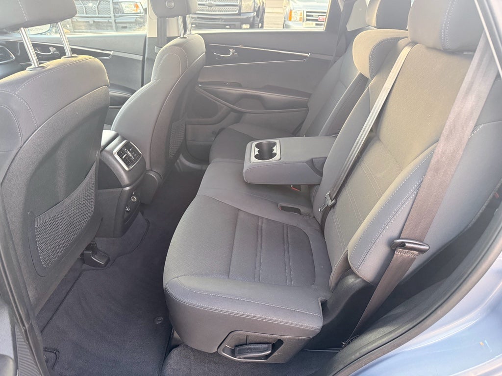 2020 Kia Sorento LX V6