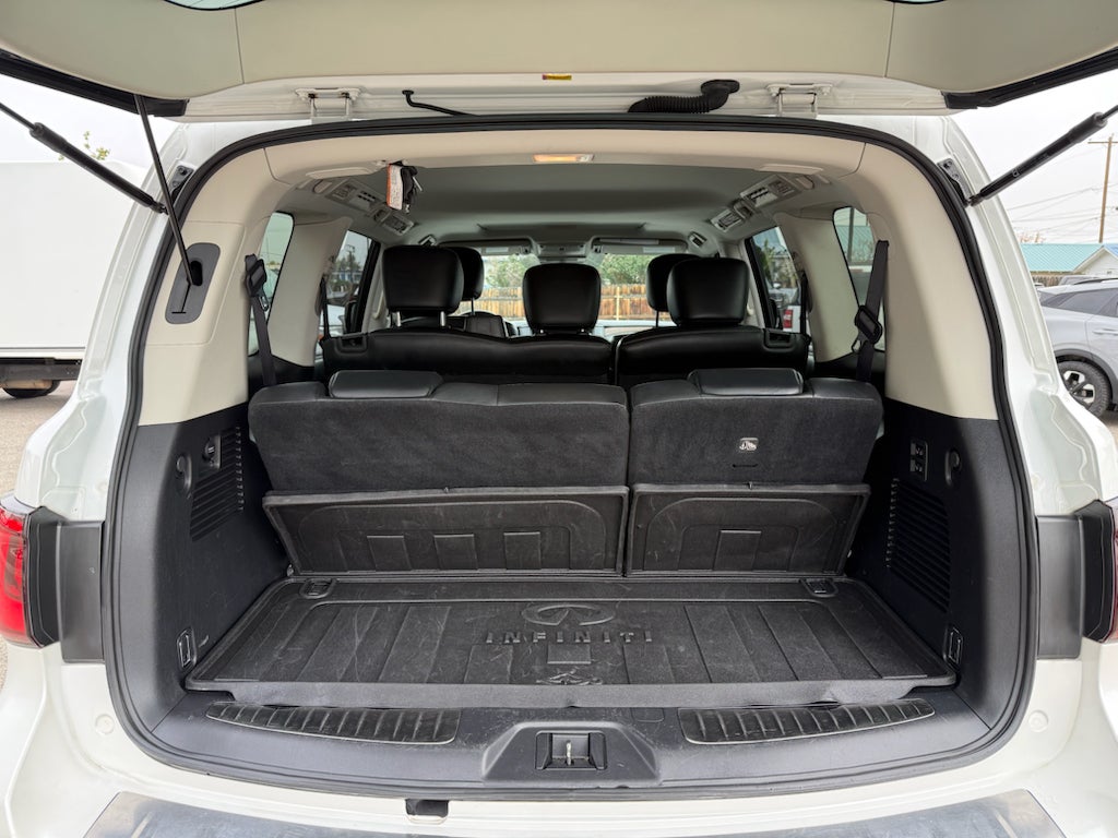 2019 INFINITI QX80 LUXE